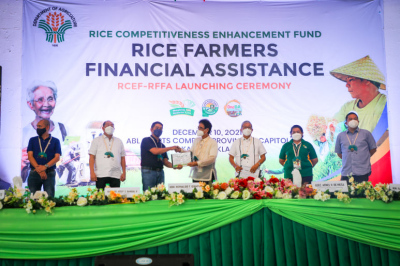 RCEF-RFFA Distribution in Kalibo, Aklan (Dec. 10, 2021)